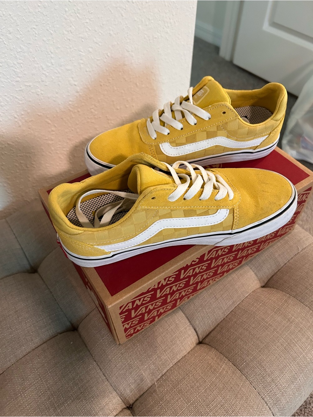 Vans Womens Yellow Old Skool Sneakers